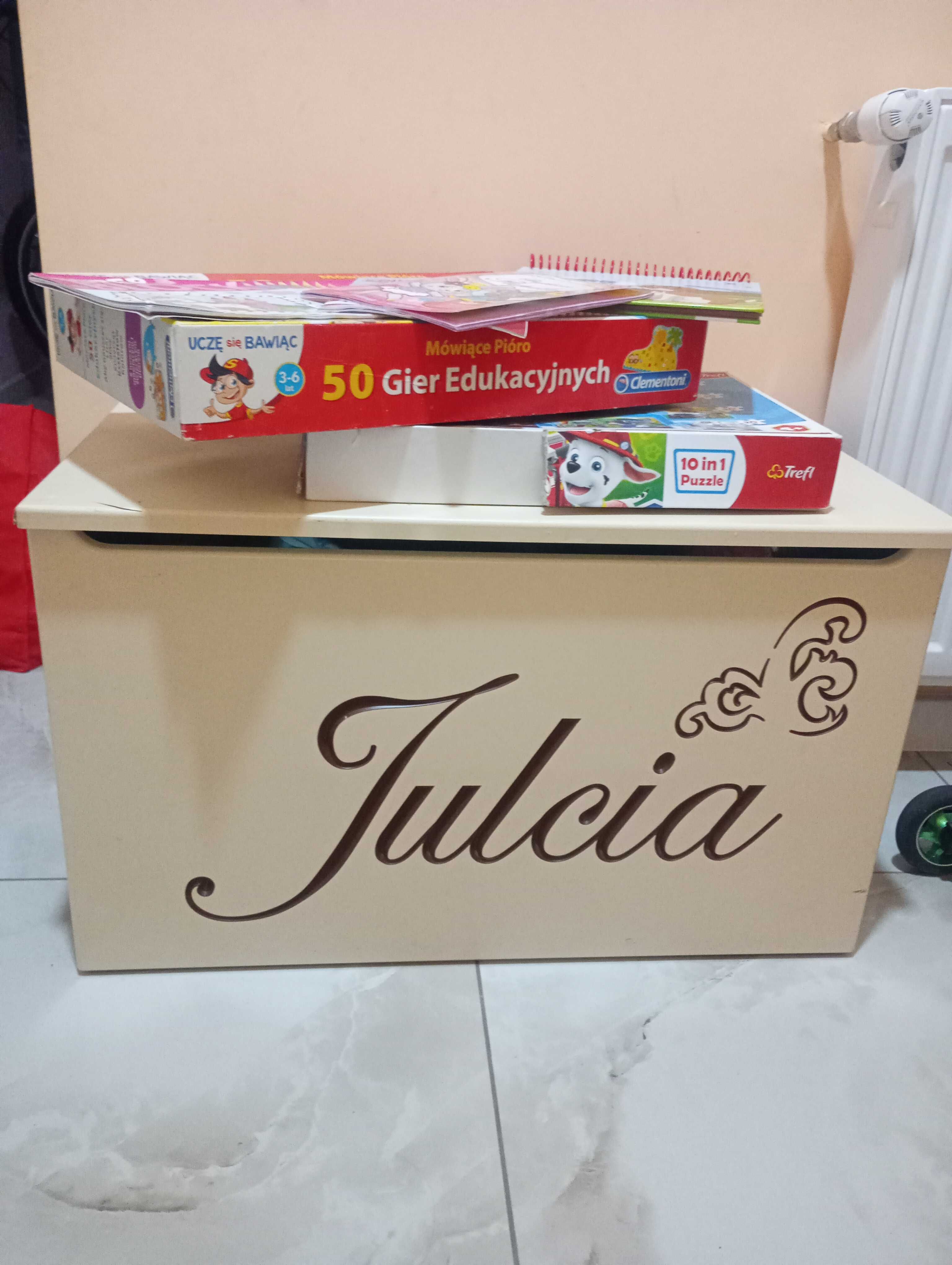 Meblik skrzynia duża Julka, Julia, Julcia+gratis zabawki