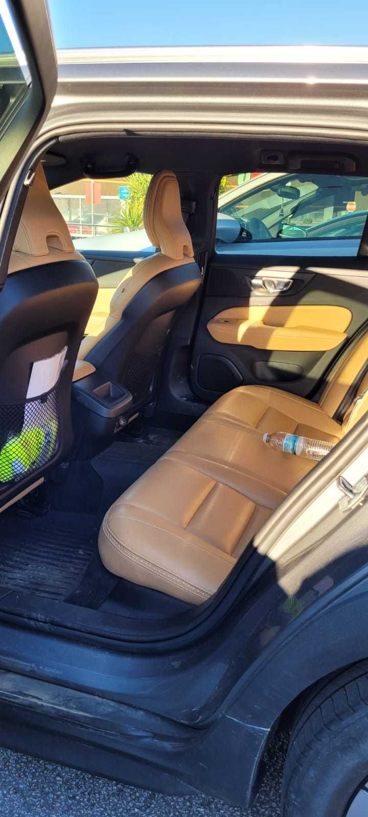 Volvo V60 Cross Country D4D