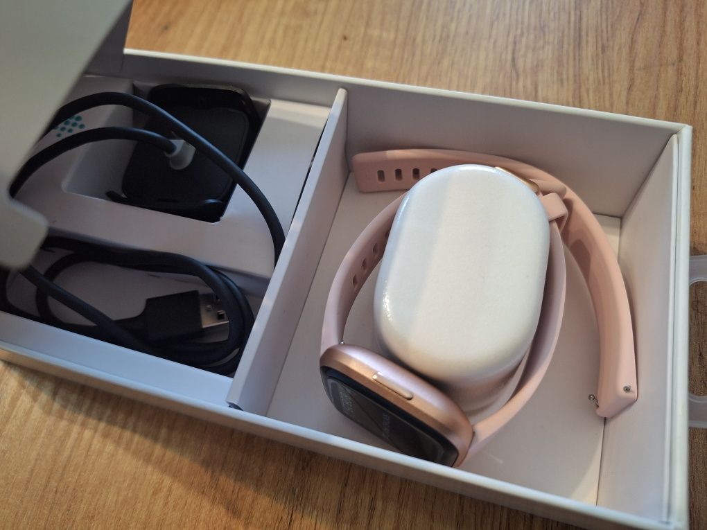 Fitbit versa 2  fit bit zegarek dla cukrzyka