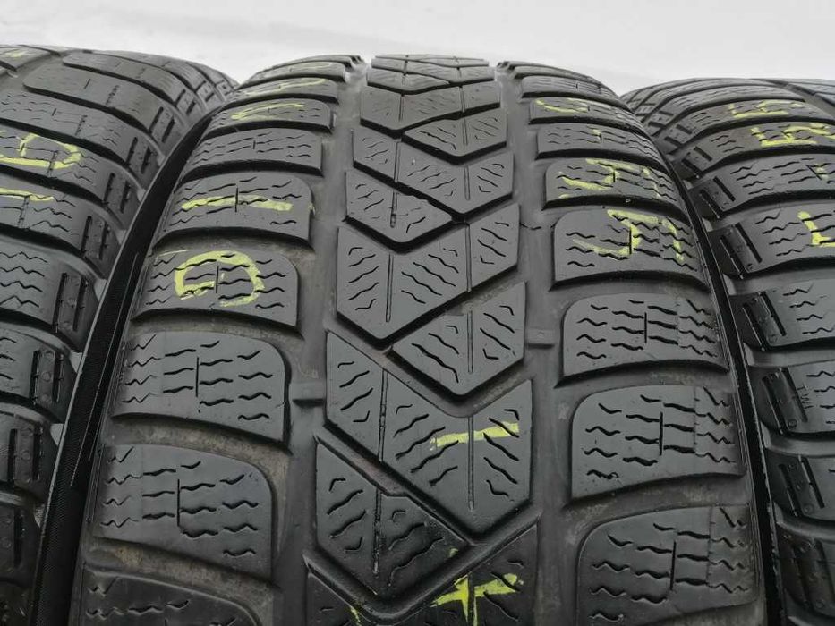 Pirelli Sottozero 3 205/50R17 93V шини бу зима 4 штуки