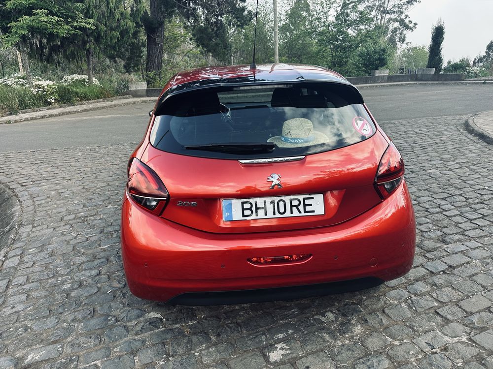 Peugeot 208 1.5 hdi
