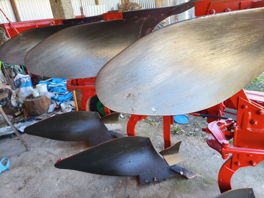 Pługi obrotowe  3 skibowe