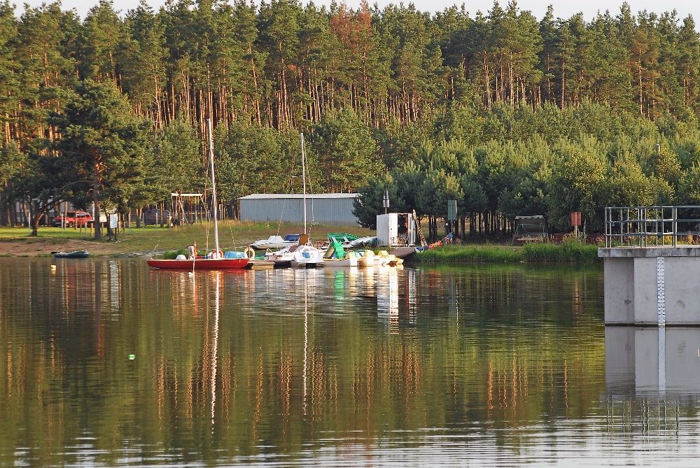 Atrakcyjne miejsce! Zalew Ostrowy! Camping! Relax! Nad samą wodą!100m2