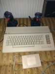 Commodore C64C z zasilaczem, 2x dżojstik i magnetofon