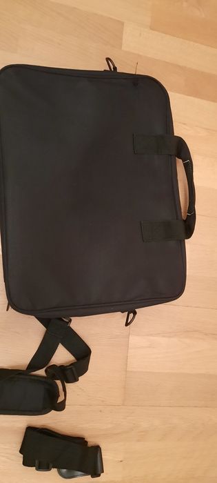 Vendo mochila mala para portátil nova