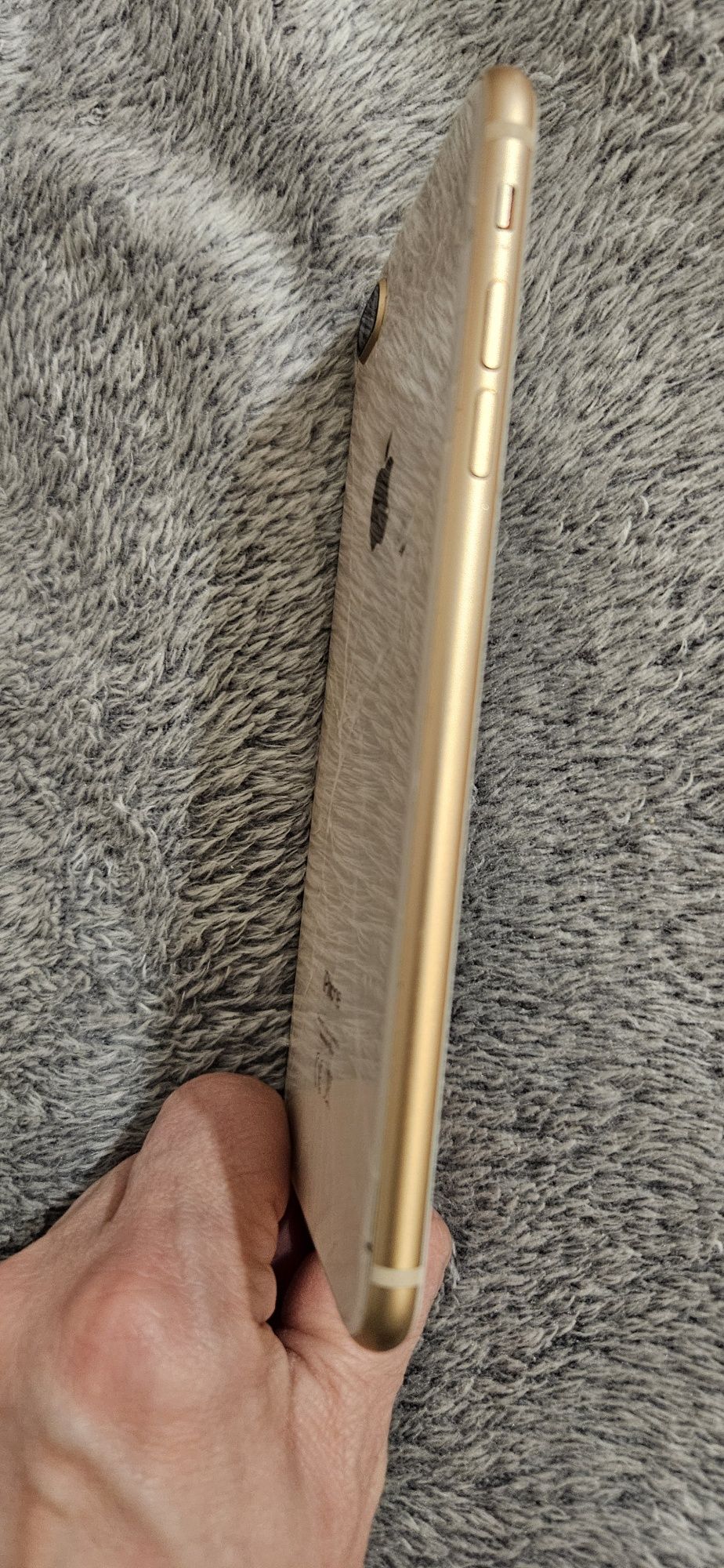 iPhone 8 plus, sprawny, zbite plecki,