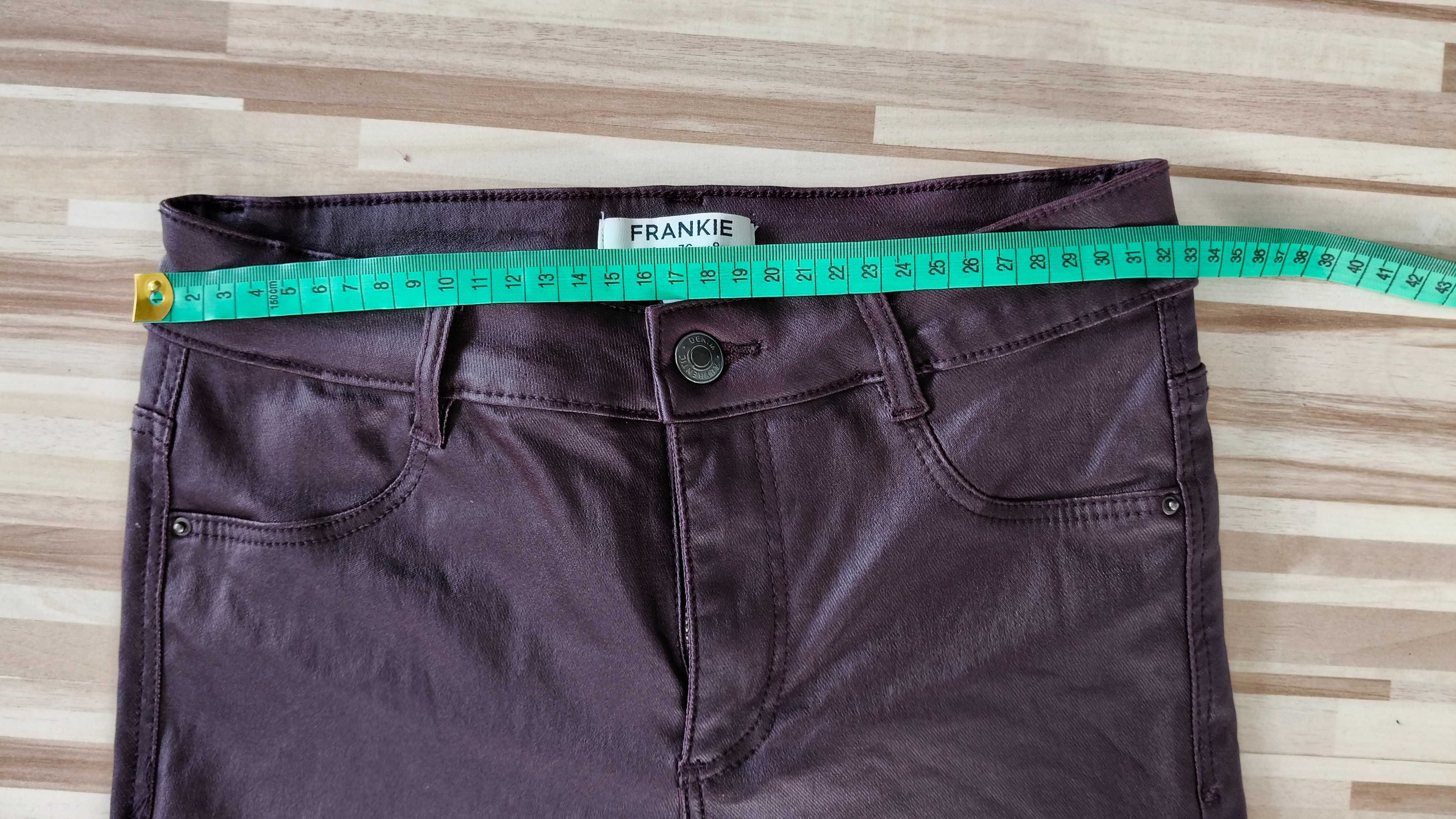 Spodnie woskowane w kolorze burgundowym, Dorothy Perkins, S