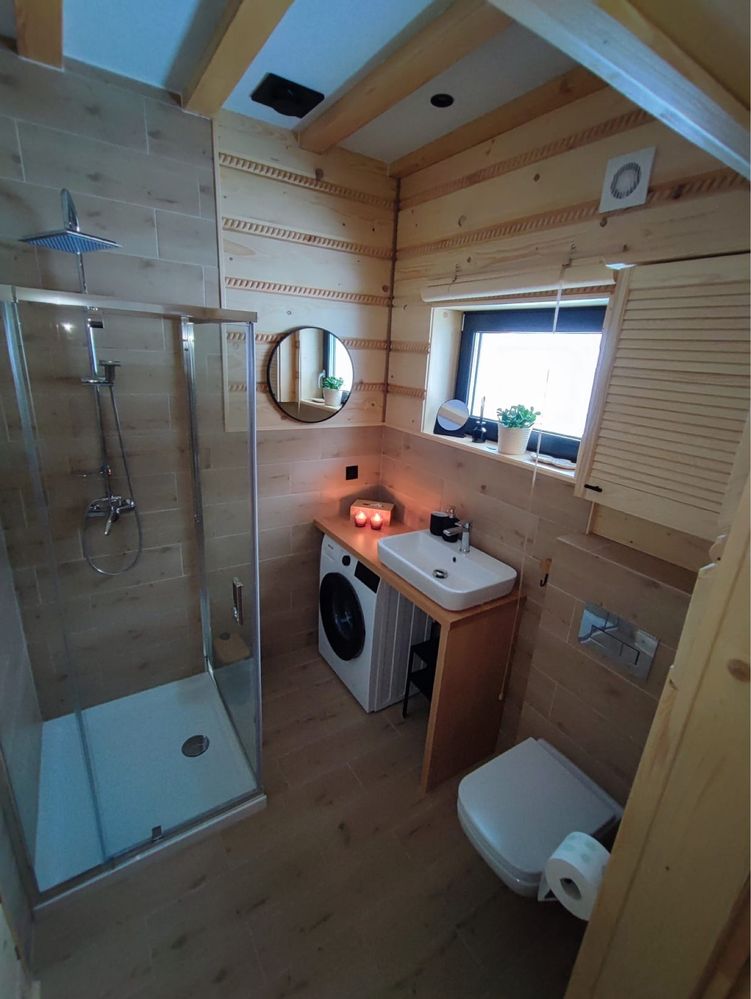 Luisówka-domek na wynajem z jacuzzi w Nowej Morawie