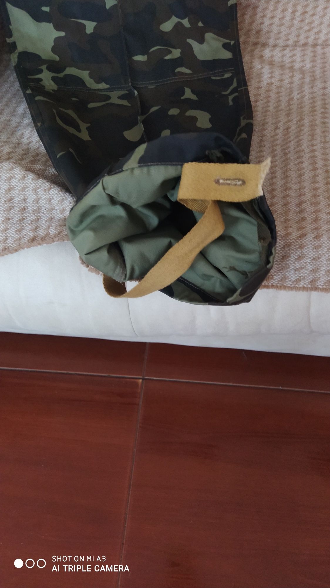 Продам костюм для охоти і рибалки.