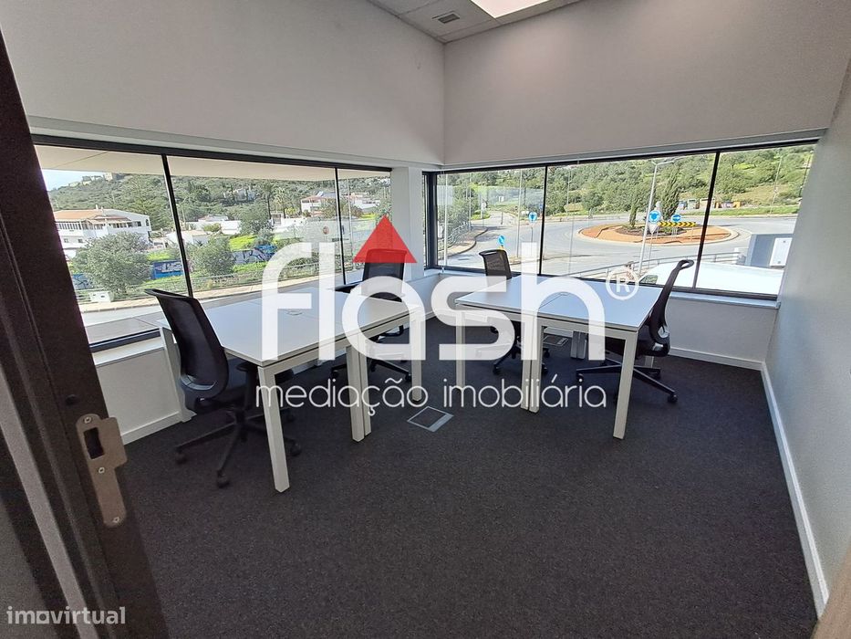Espaços de Escritórios para 2 pessoas em Loulé