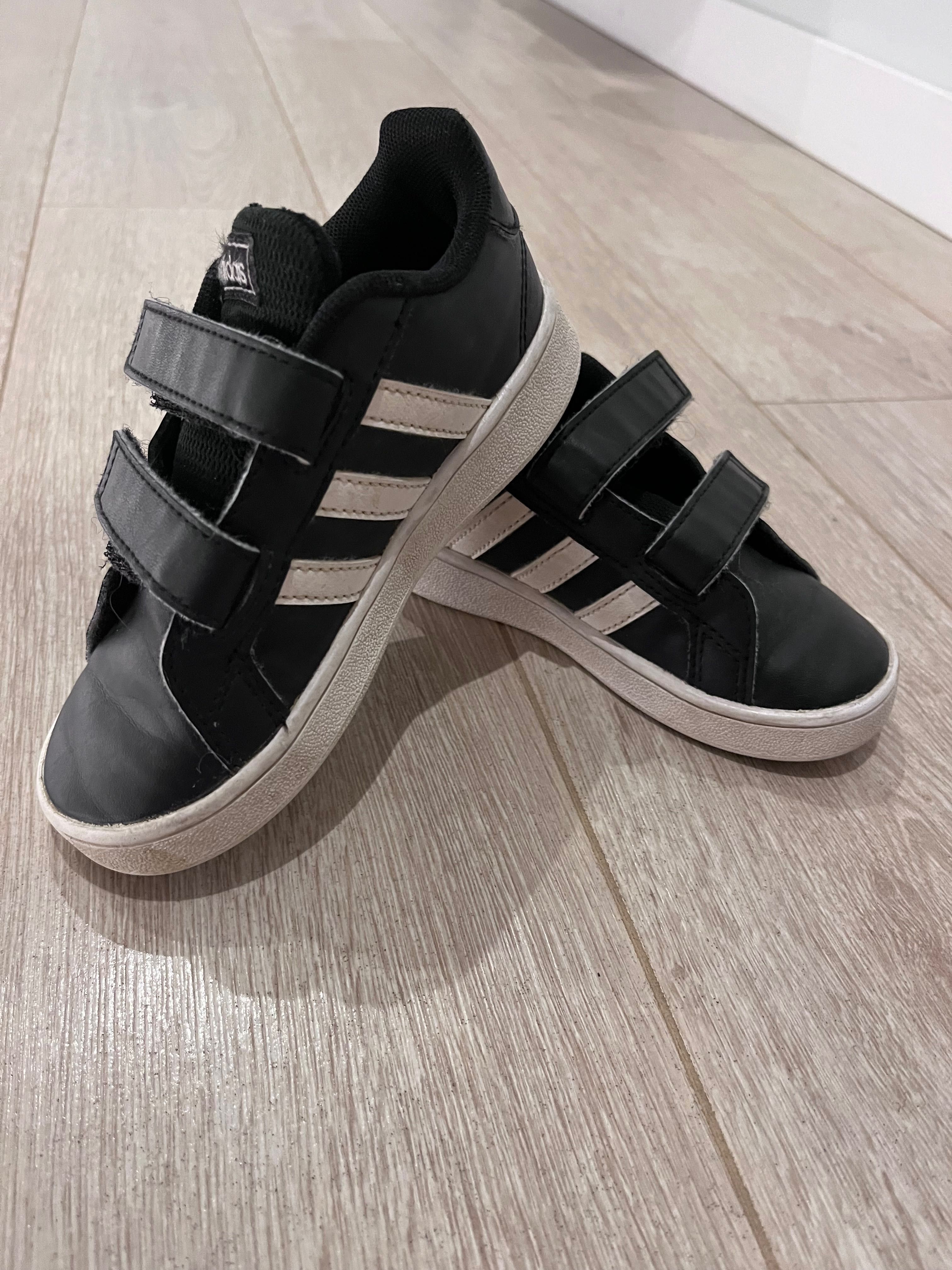 Adidasy dziecięce