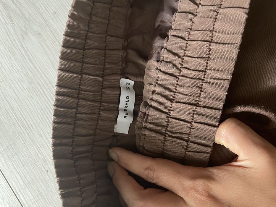 Brązowe spodenki szorty reserved s