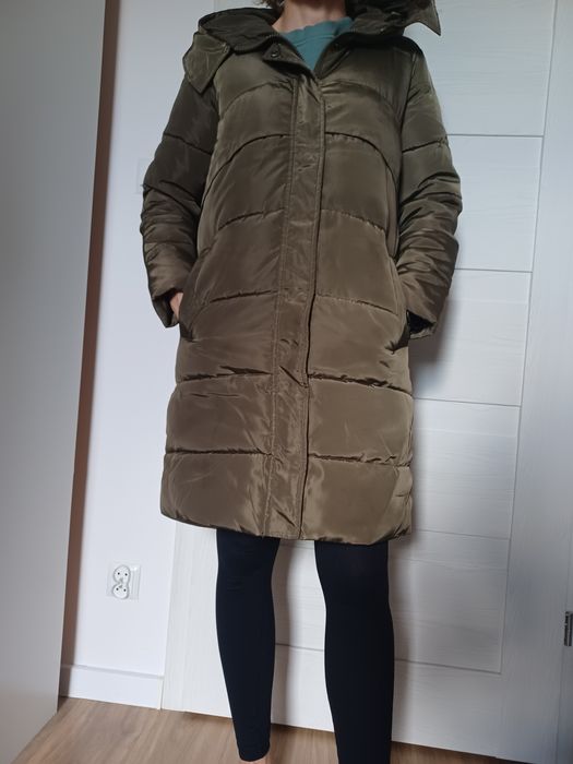 Płaszcz zimowy, kurtka zimowa rozmiar 36 Reserved