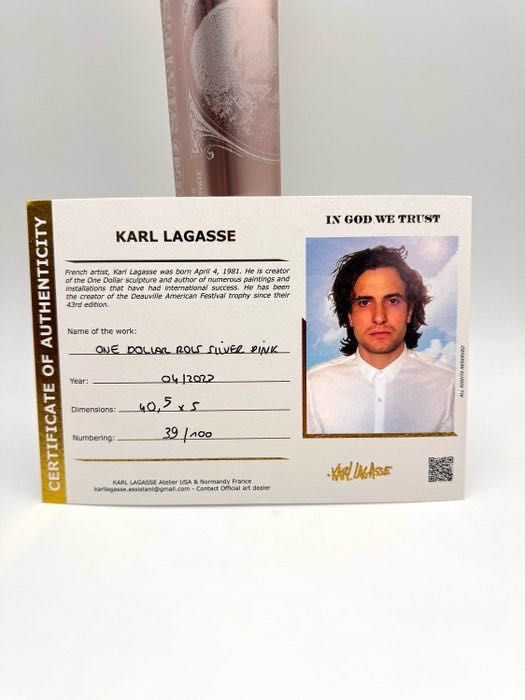 Escultura - Karl Lagasse (1981) - One Dollar Rolls Silver Pink