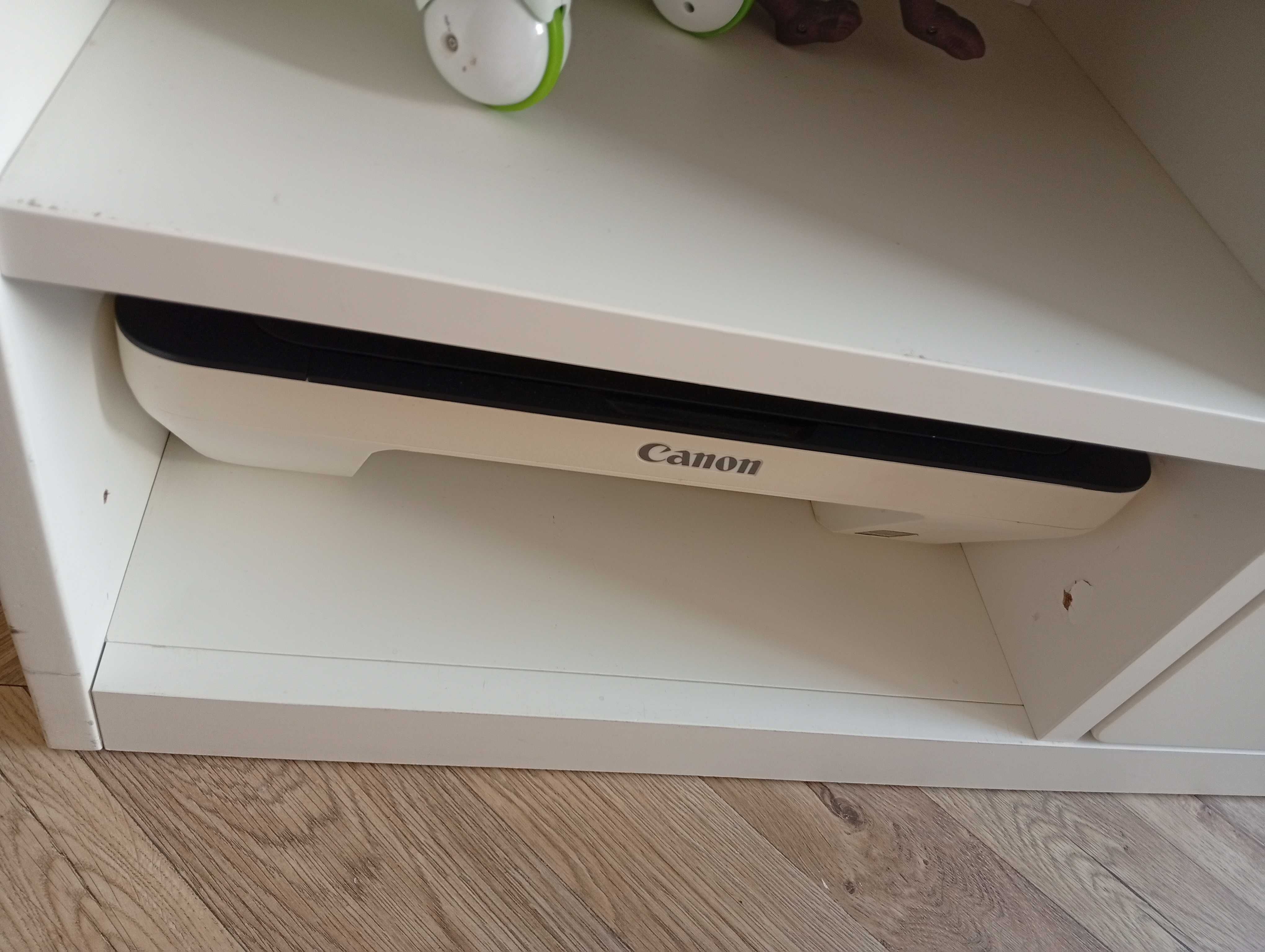 Łóżko z szufladami IKEA
