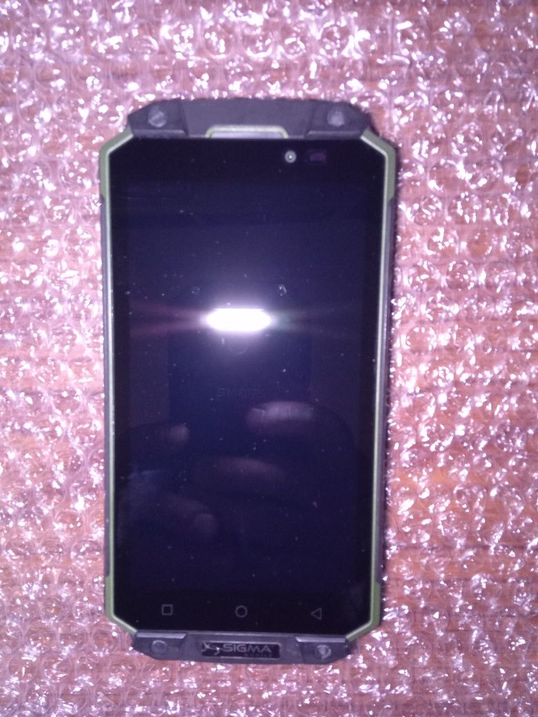 Смартфон Sigma PG 39 Проти ударний.Захищений.