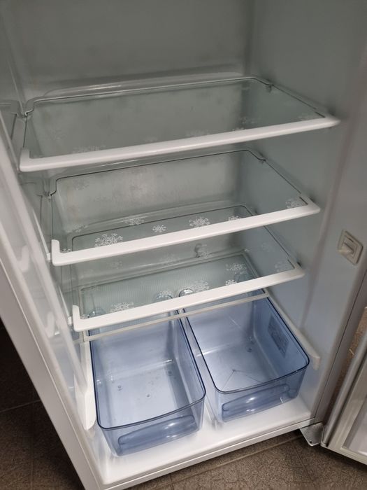 Lodówka  Amica. stan idealny