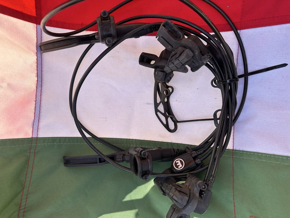 Hamulce plus klamki magura HS22