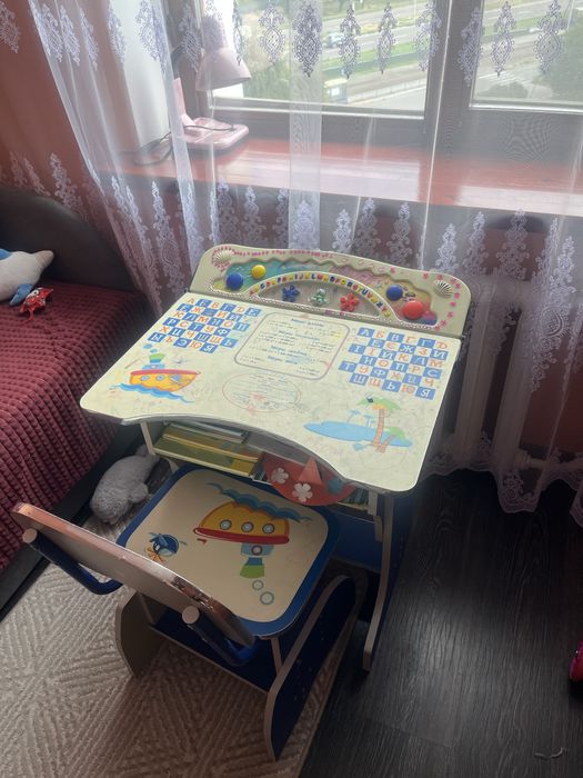 Продам парту стол стул для ребенка музыкальный