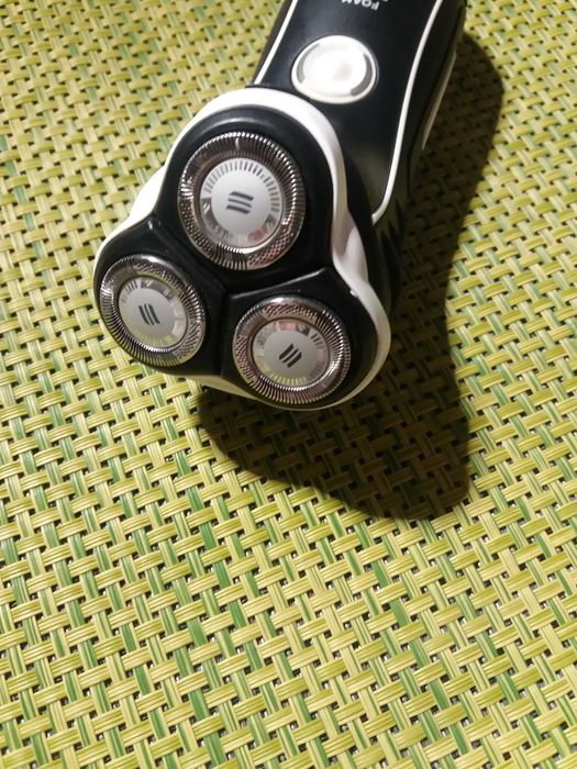 Электробритва PHILIPS HQ-7330(без зарядного)