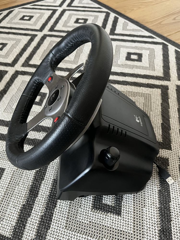 Продам logitech g25