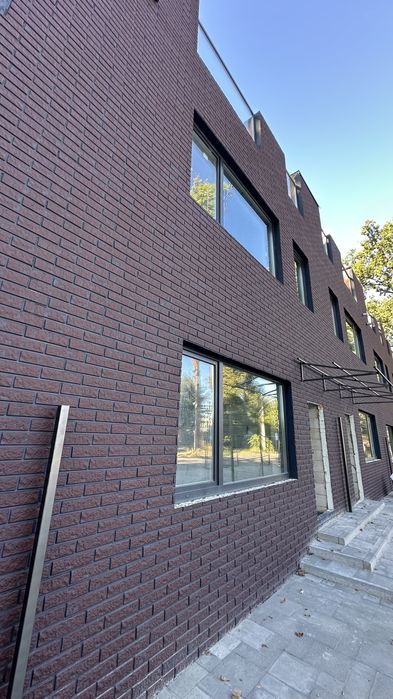 Ваш дім у серці Бучі: 130 м² + тераса на даху