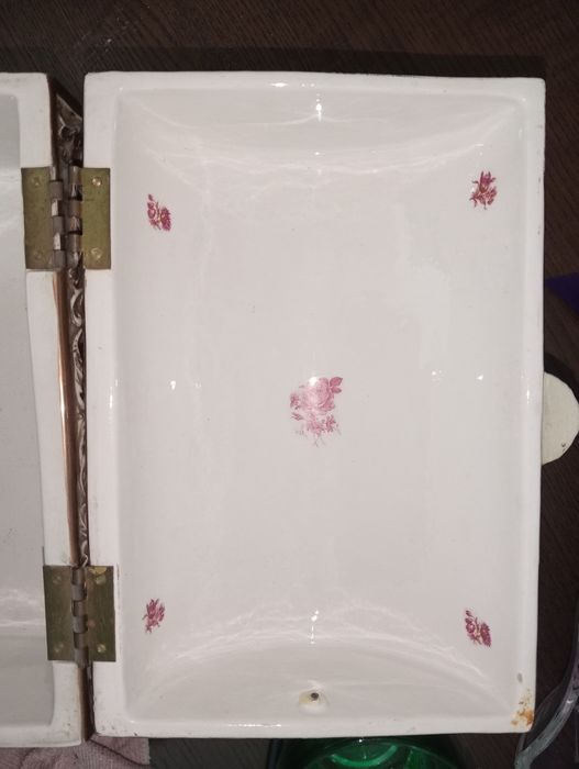 Antiguidades - caixa de loiça italiana