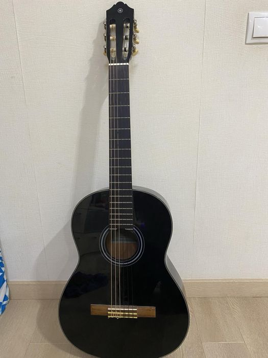 Гітара Yamaha C40 чорна