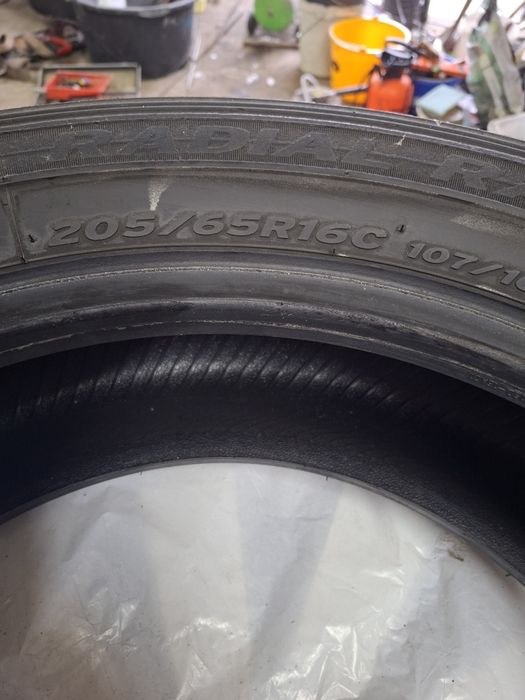 Opony zimowe,  wielosezon 205/65 R16C