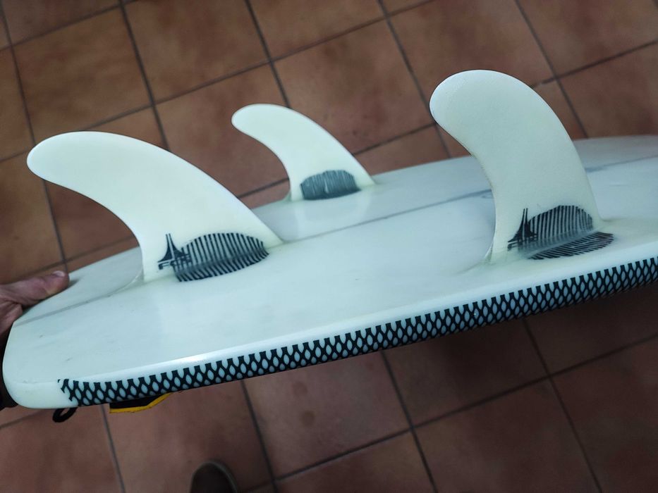 Prancha de surf RM (Ricardo Martins) 5'11" de 35.5L