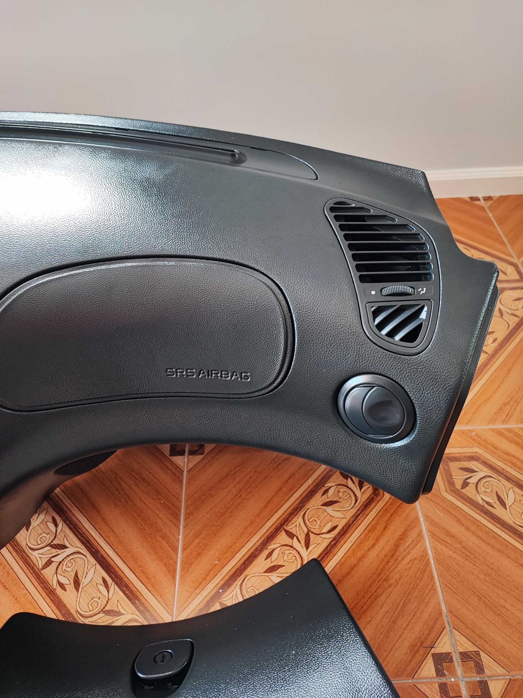 Alfa Romeo 156 tablier interior