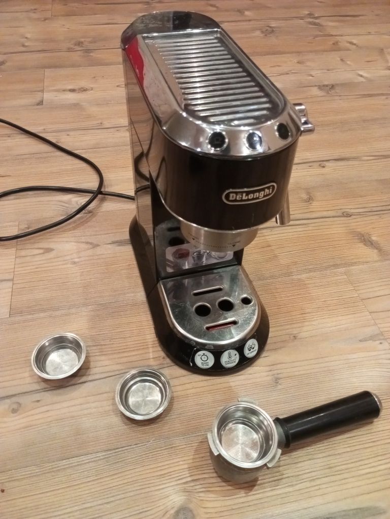 Ekspres do kawy DeLonghi