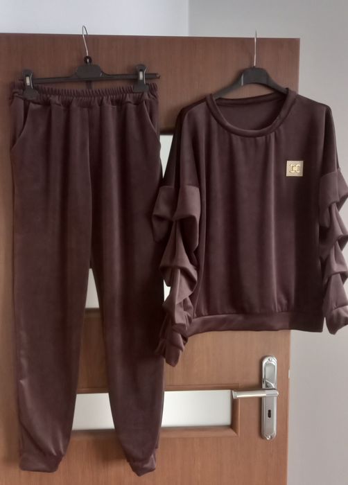 Dres welurowy gorzka czekolada uni