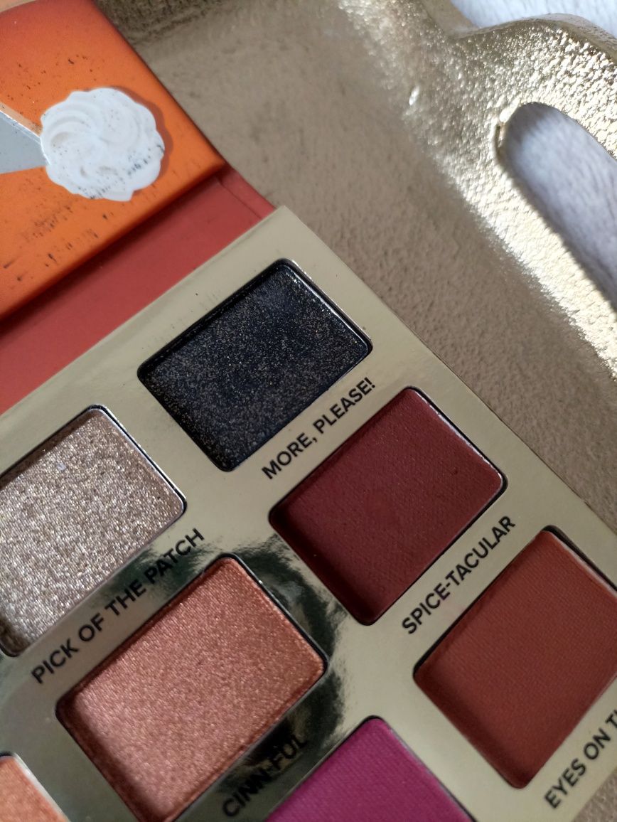 Too Faced paleta cieni do oczu
