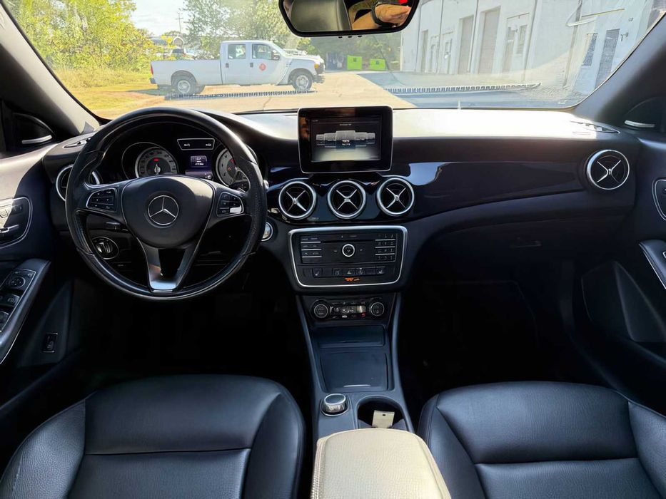 Mercedes-Benz CLA 250 4MATIC      2015