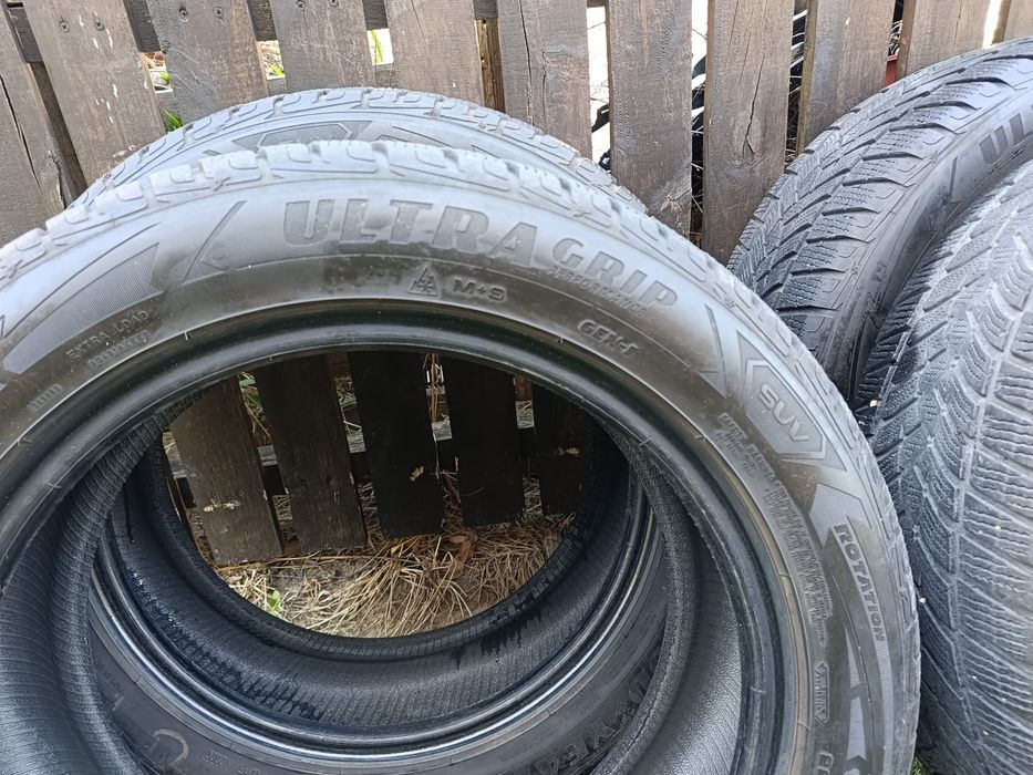 Opony Goodyear Ultra Grip 225/55/R18 102V zima