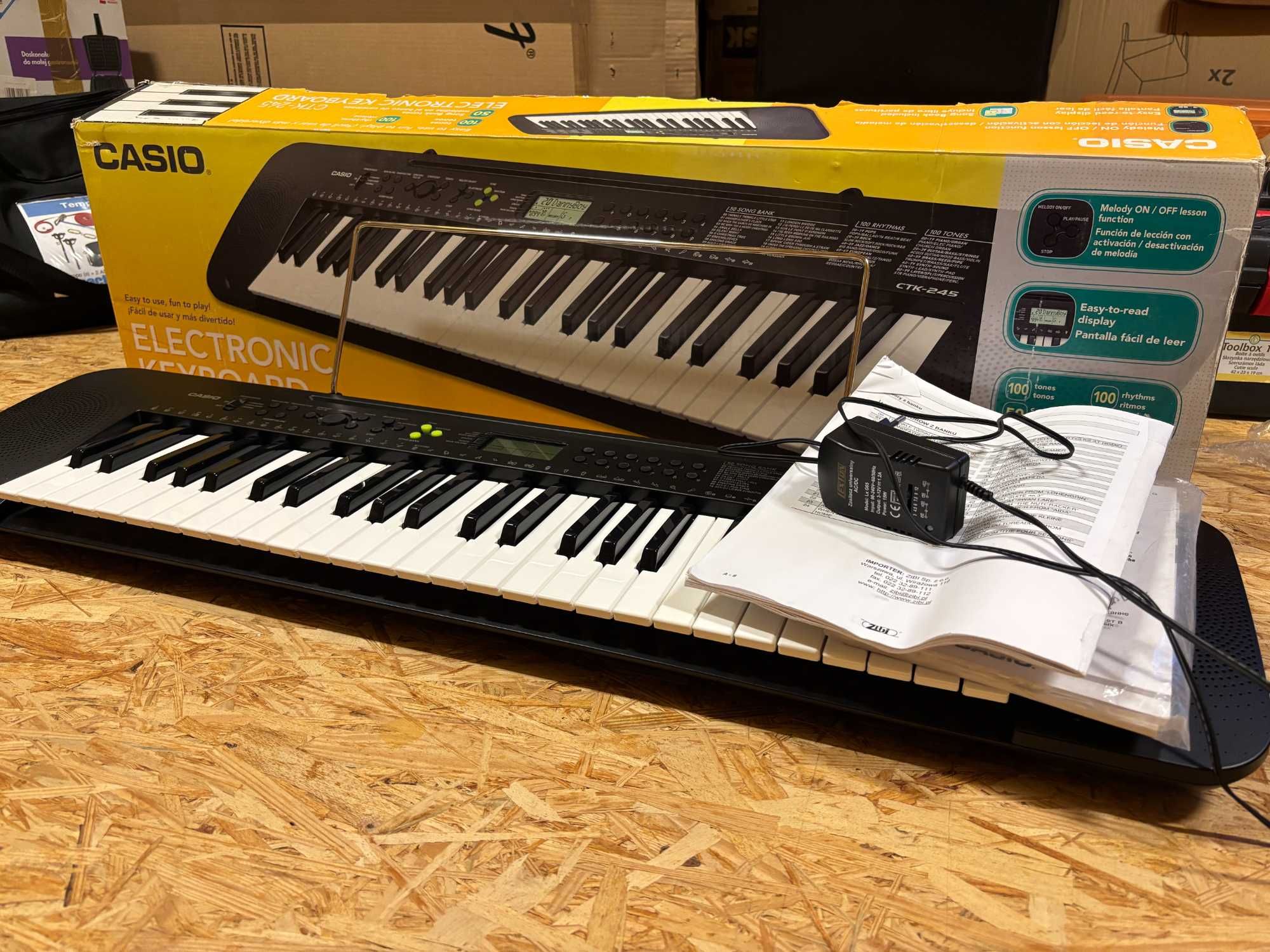 Keyboard CASIO CTK-245 cały komplet + zasilacz sieciowy, stan b. dobry