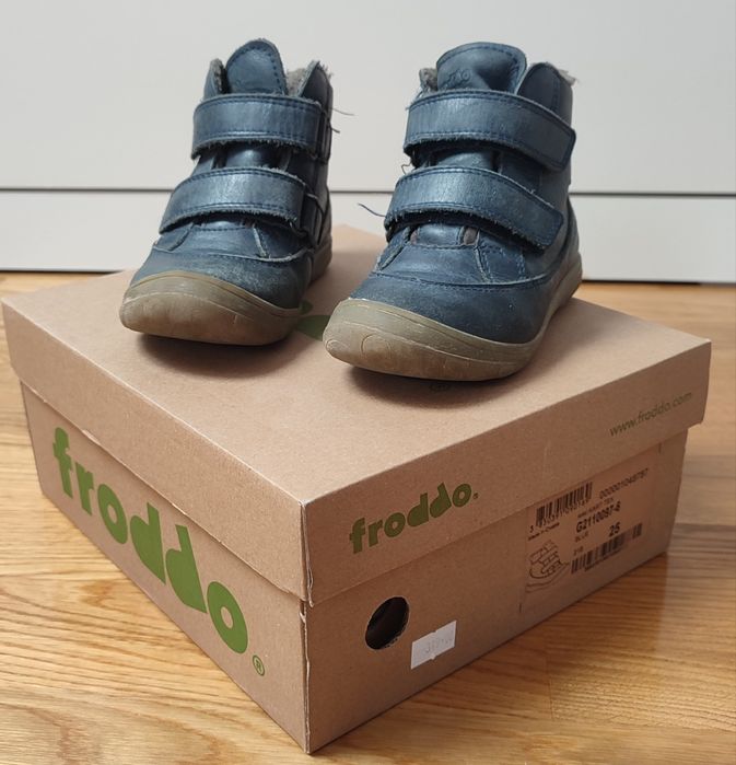 Buty dziecięce froddo r. 25 niebieskie granatowe zimowe