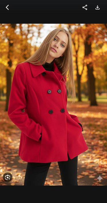 Krótki czerwony plaszcxyk ORSAY jesień zima