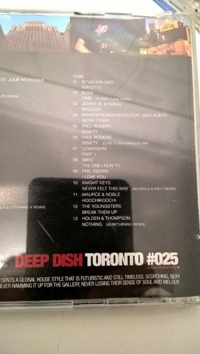 Deep Dish - Toronto #25(portes incluídos)