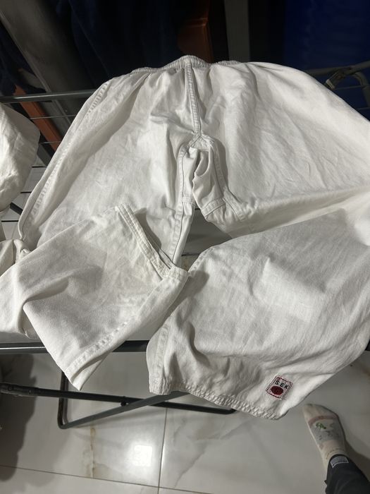 Форма карате з поясом