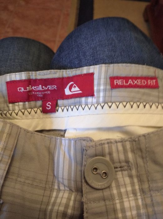 Calções da Quiksilver tamanho S