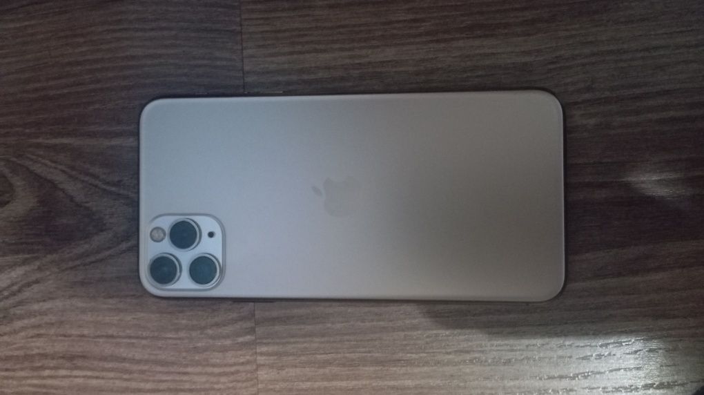 iPhone 11 Pro Max