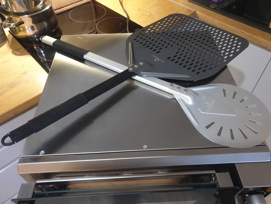 Piec do pizzy Effeuno P134H 500°C z biscotto, łopatami i wiele więcej!