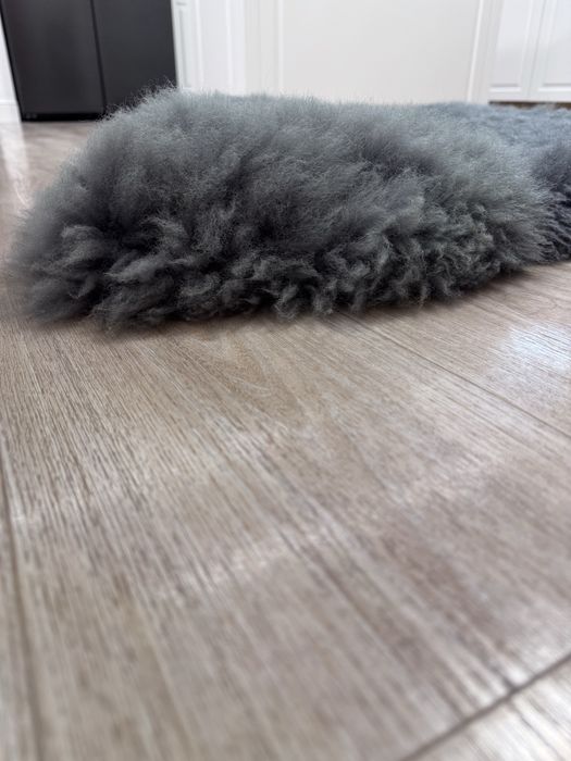 Dywanik do salonu z owcy