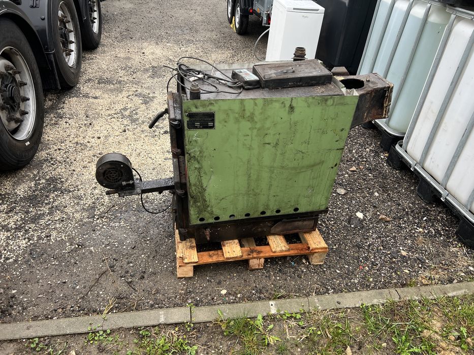 Piec na olej do garażu