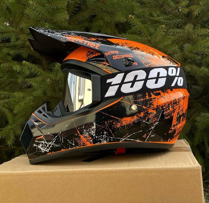 Мотошоломи на вибір, шлем, шолом, мотоцикл, екіпіровка, мотоаксесуари