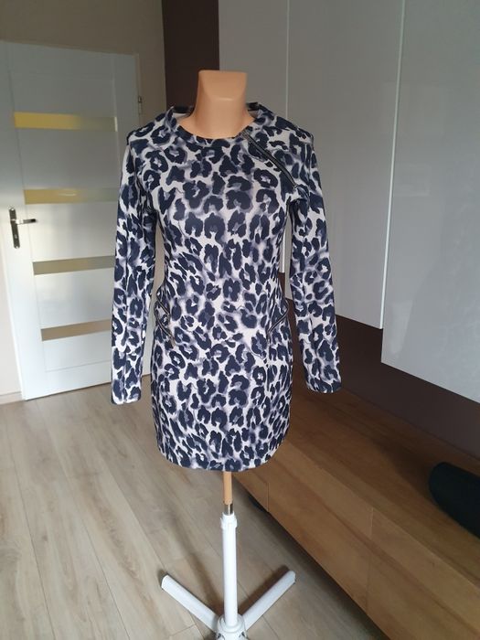 Sukienka,długi rękaw, panterka,Zara