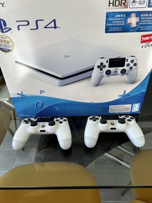 PS4 + 2 comandos