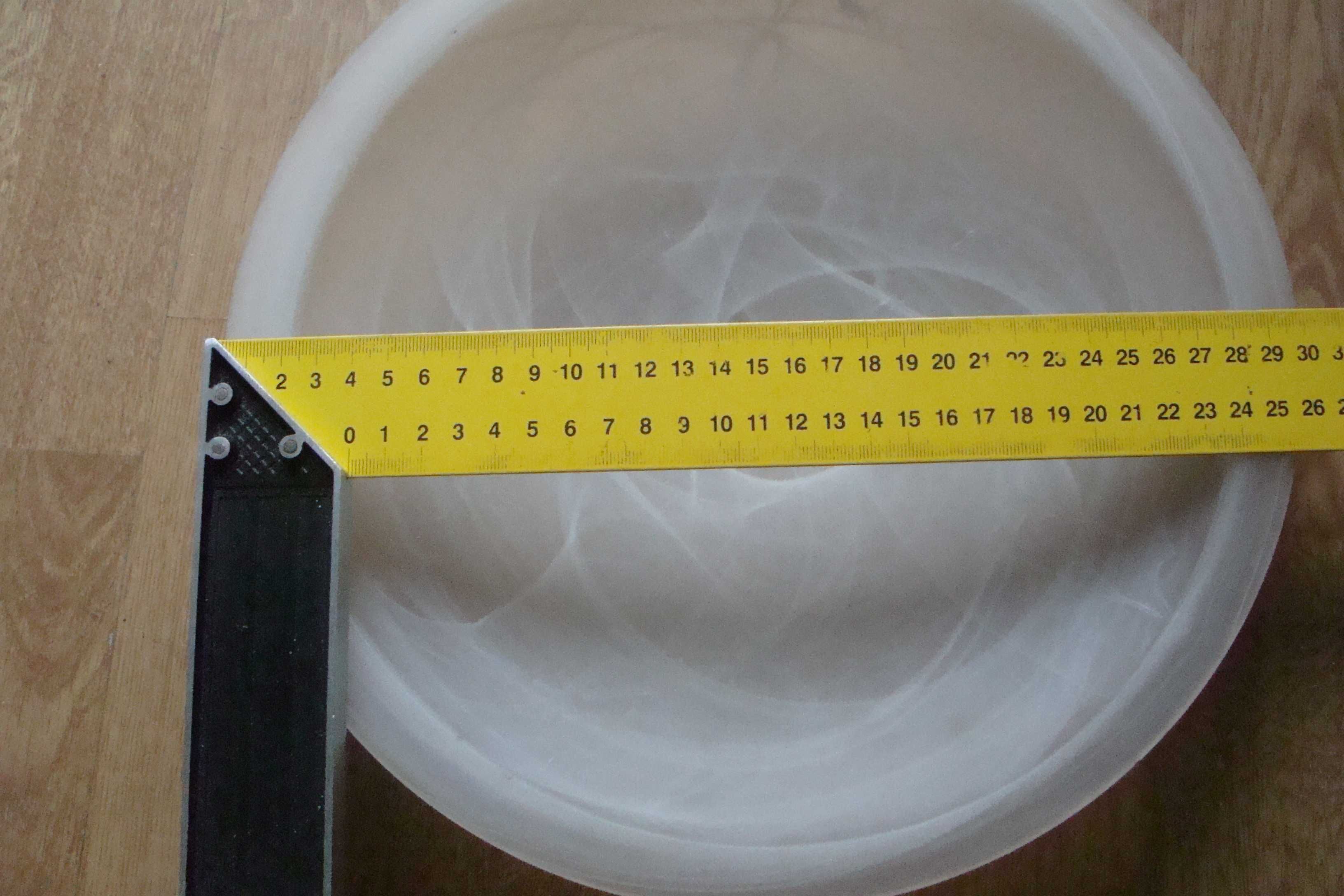 Klosz od lampy / plafonu ..biały / półprzezroczysty.. średnica-30 cm.